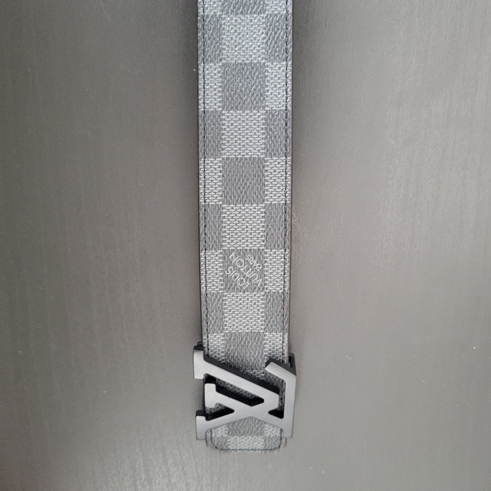 Louis Vuitton Black Belt - Picture 2 of 6